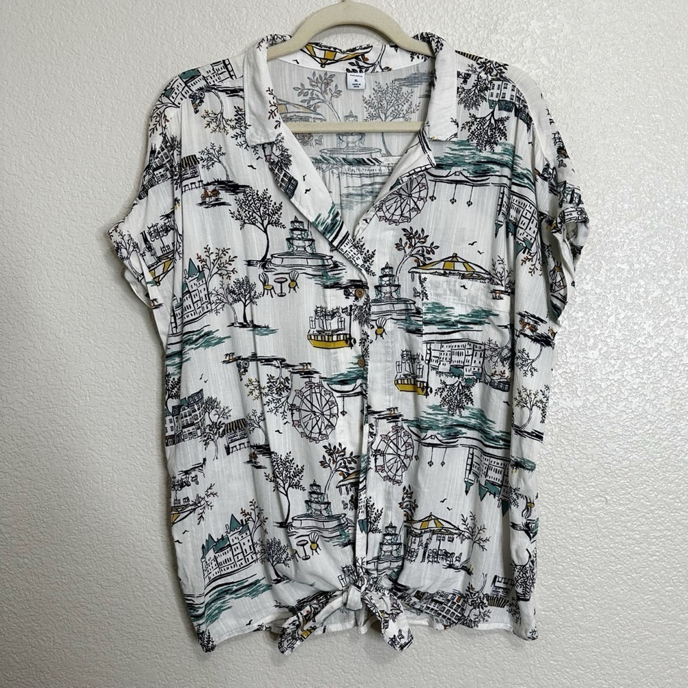 Old Navy Resort Print Tie-Hem Button Down Women's Shirt, Size XL